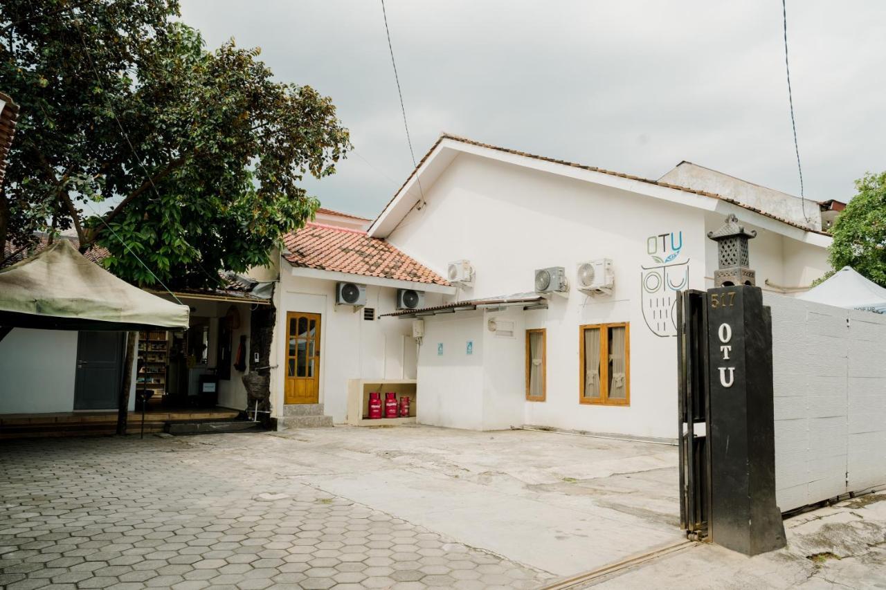 Otu Hostel By Ostic Yogyakarta Exterior photo